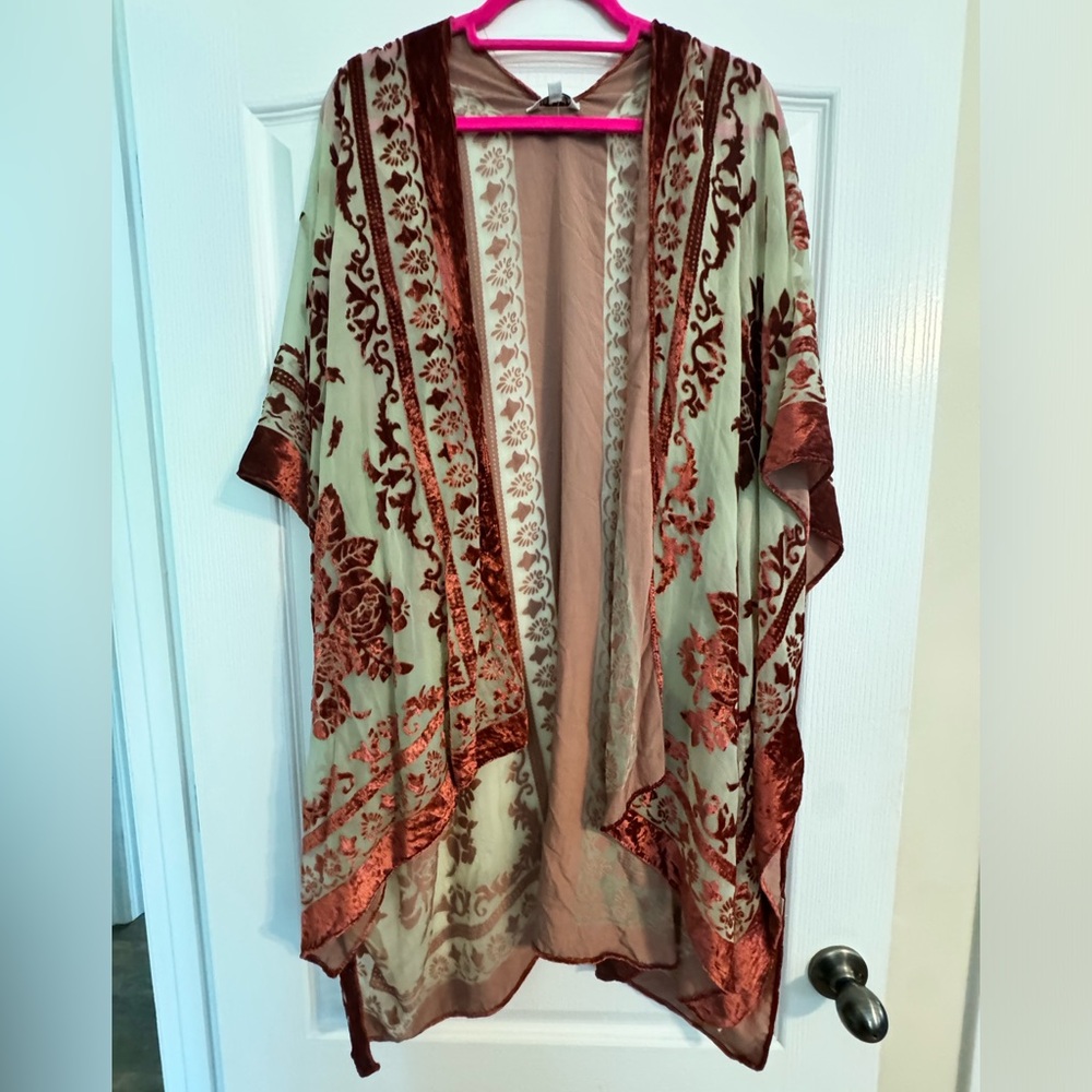 Beautiful Burnout Velvet Kimono